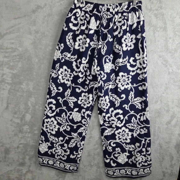 Jantzen Blue and White Wide Leg Pants - Picture 2 of 7